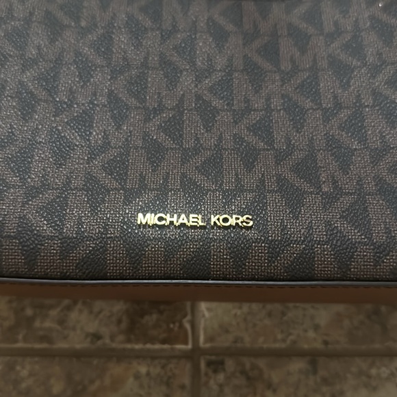 NWT Michael Kors Purse - Picture 2 of 11